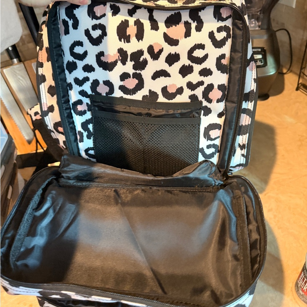 Wolfpak Leopard Print Tactical Meal Prep Backpack - Picture 4 of 7